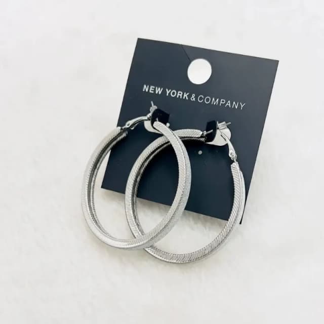 New York Hoops And silver