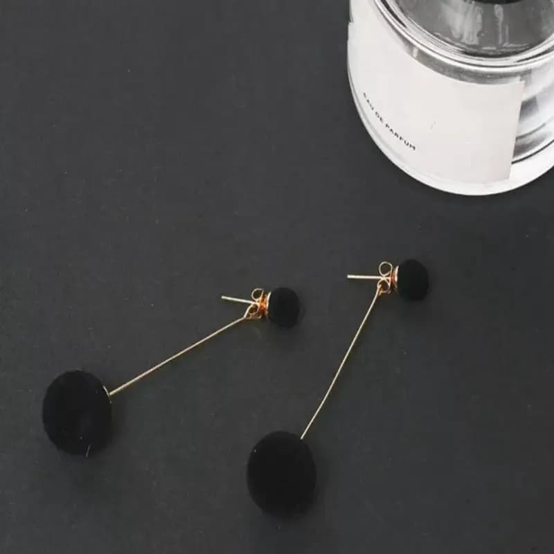 Dangle Black Earrings